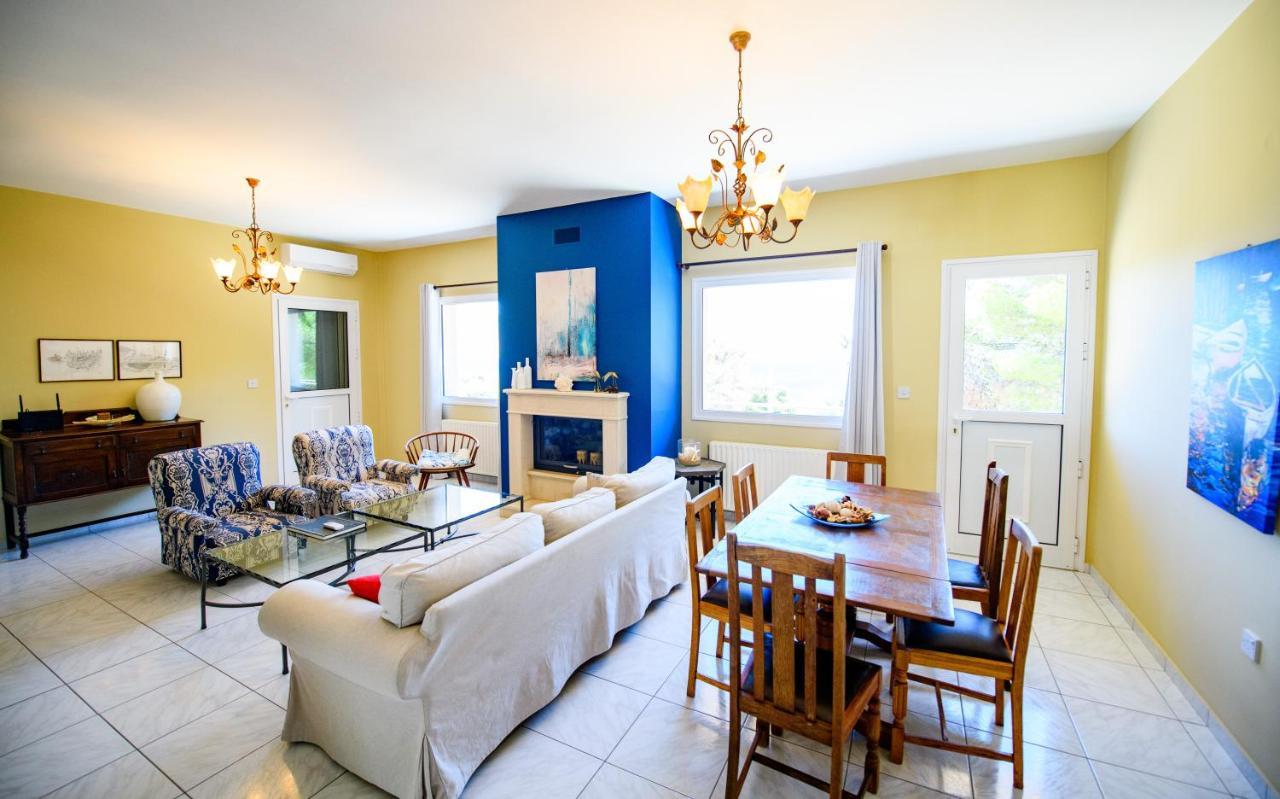 Pessada Bay Studios And Apartments Pesádha Екстериор снимка