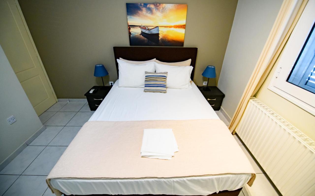 Pessada Bay Studios And Apartments Pesádha Екстериор снимка