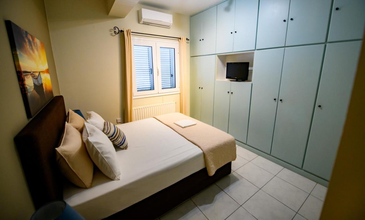 Pessada Bay Studios And Apartments Pesádha Екстериор снимка