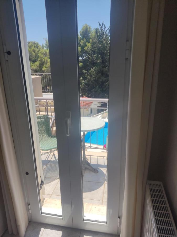 Pessada Bay Studios And Apartments Pesádha Екстериор снимка