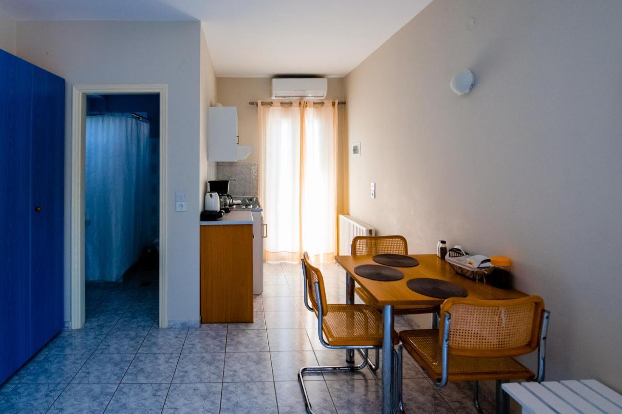 Pessada Bay Studios And Apartments Pesádha Екстериор снимка