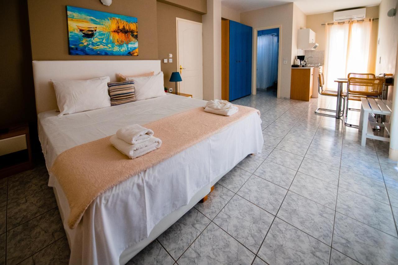 Pessada Bay Studios And Apartments Pesádha Екстериор снимка