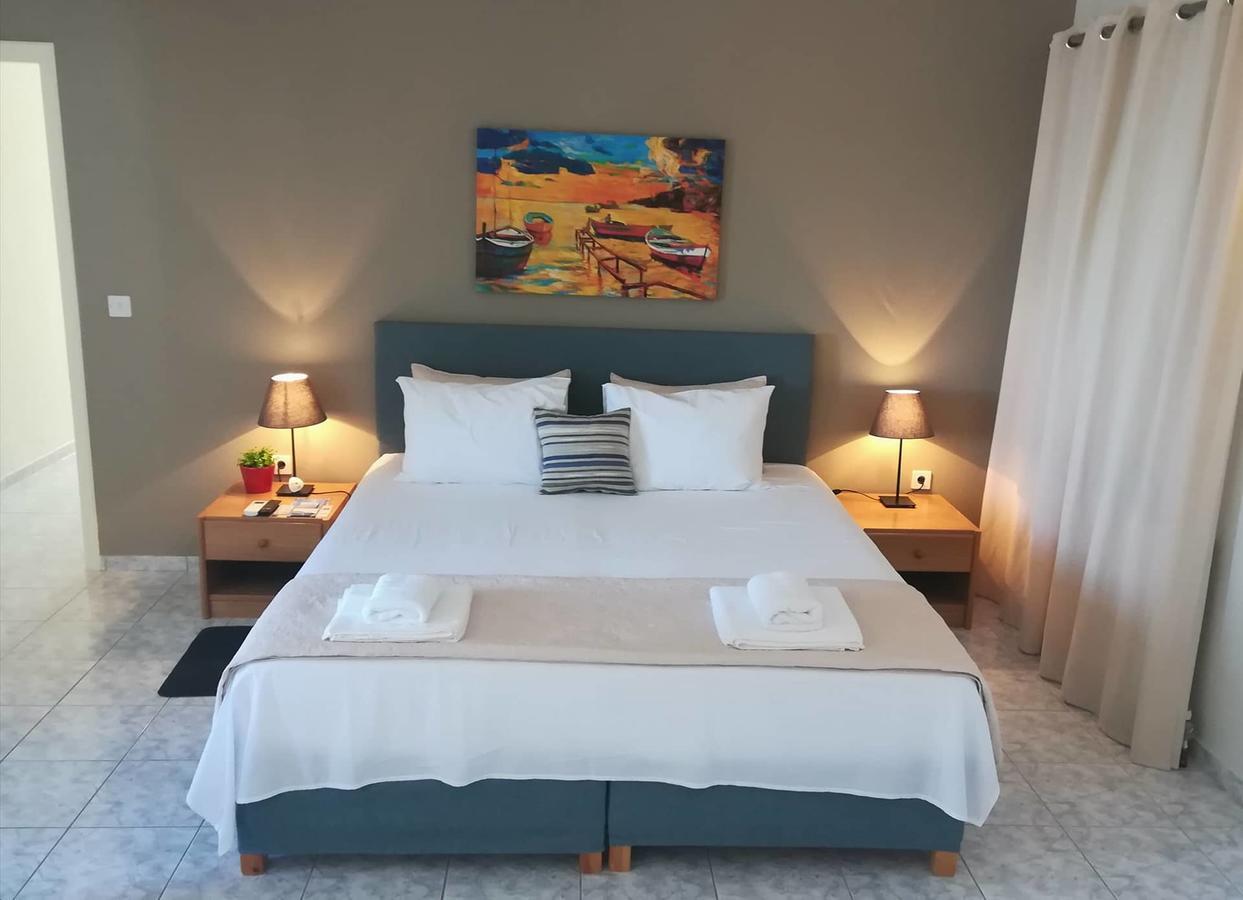 Pessada Bay Studios And Apartments Pesádha Екстериор снимка