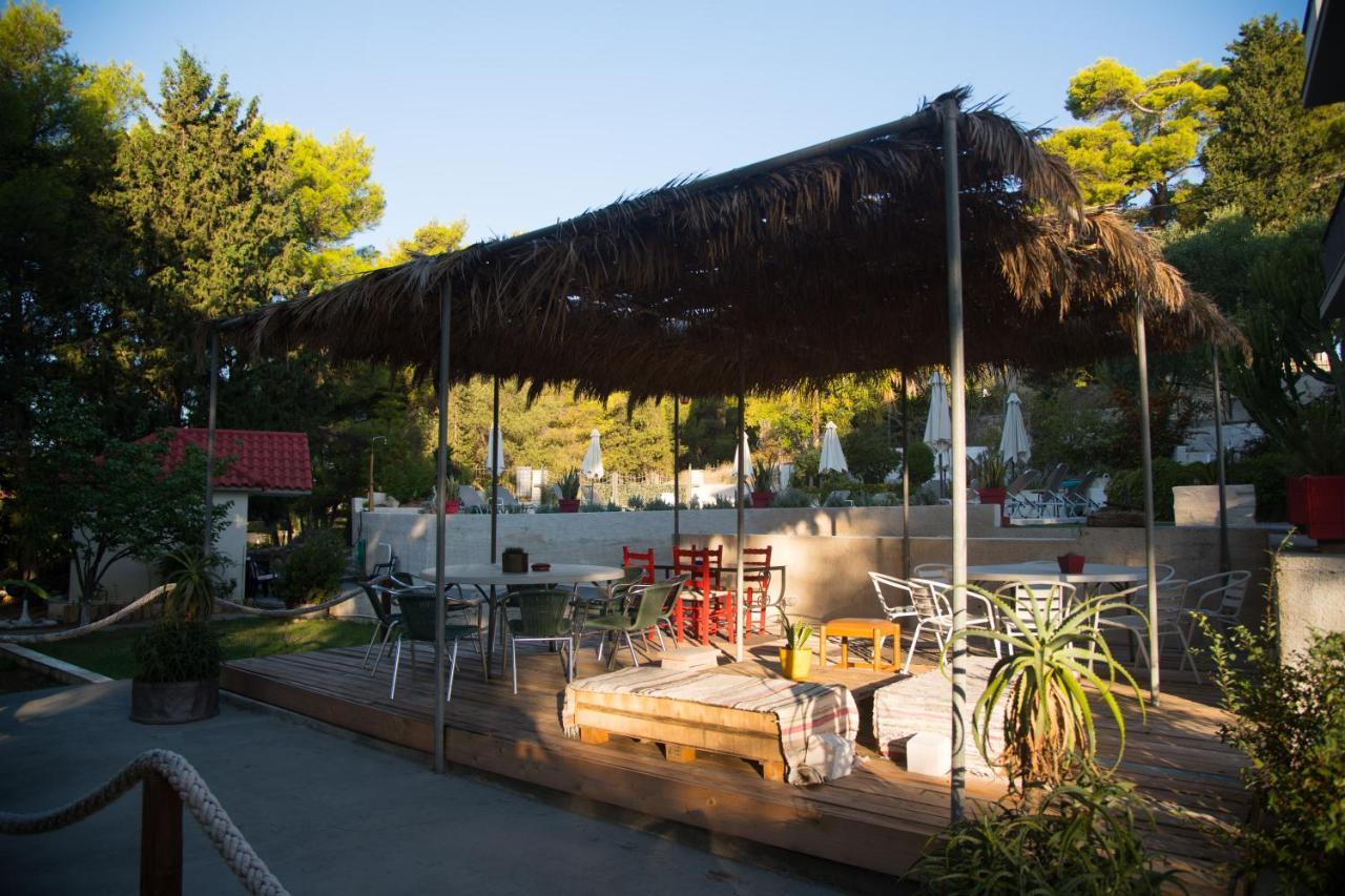 Pessada Bay Studios And Apartments Pesádha Екстериор снимка