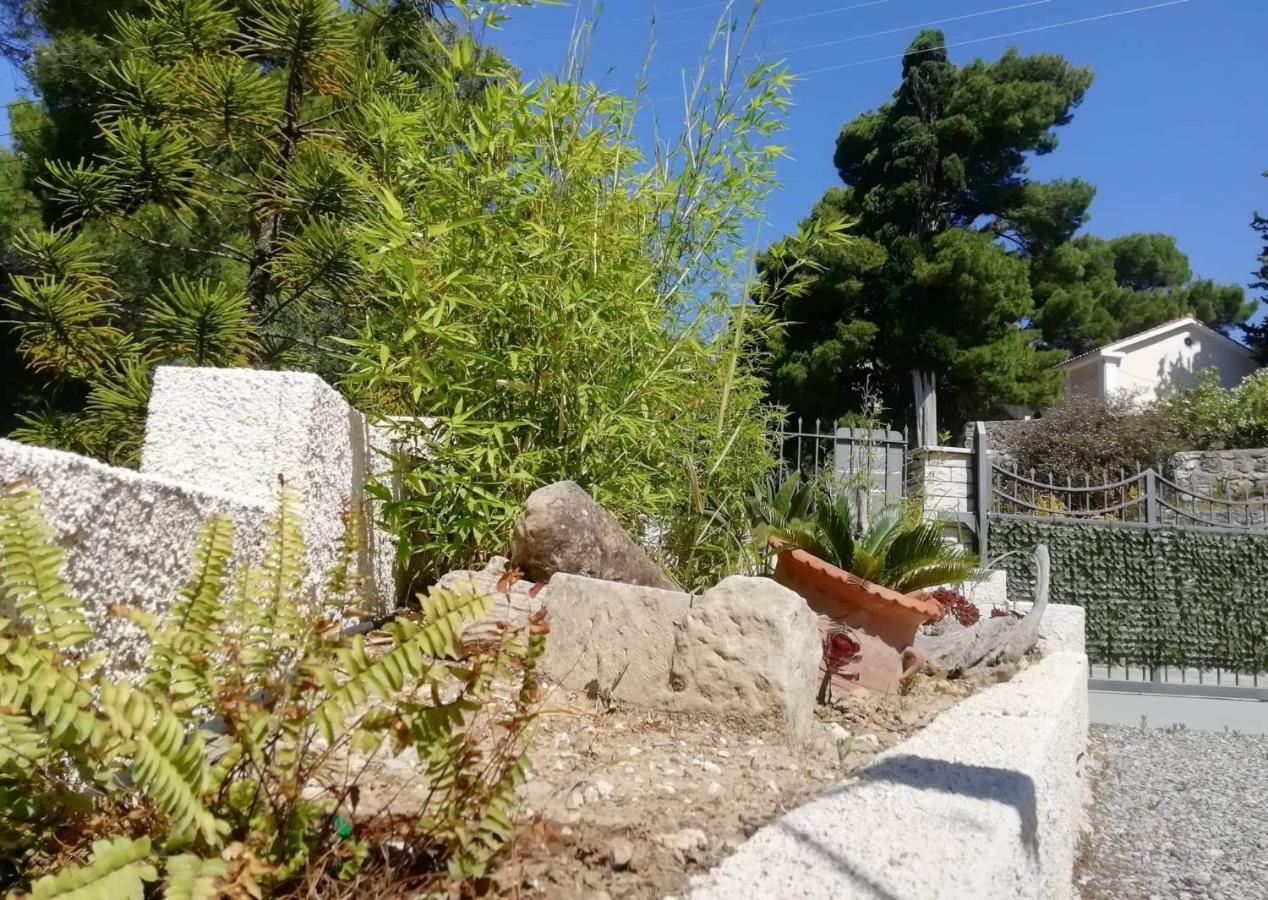 Pessada Bay Studios And Apartments Pesádha Екстериор снимка